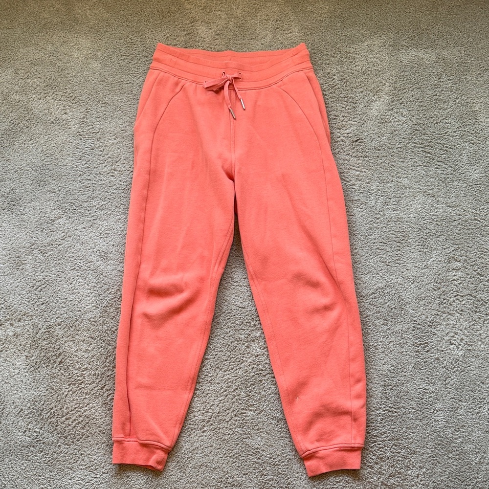 Lululemon Scuba High-Rise Jogger in Warm Coral